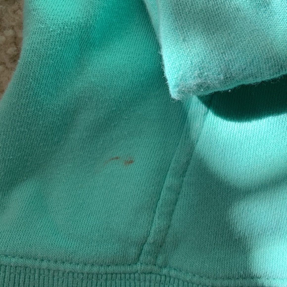 Vineyard vibes sweatshirt. - Picture 3 of 3